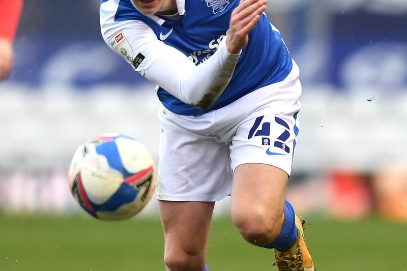 It won’t be a surprise to many Pompey fans to see Steve Seddon on a list of best League One transfers.
Seddon adds boundless energy and a set-piece threat from left-back, all while being defensively reliable.
He’s a modern full-back who can do everything, and given his pedigree at League One level, the 23-year-old is a great signing for the U’s.
Picture: Tony Marshall/Getty Images