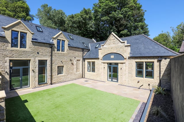 This gated residence, found in the sought after location of Belgrave Road in the heart of Ranmoor, offers 2,970 square feet of luxury living, with a generous driveway and a stone double garage.

On the market for: 925,000 GBP