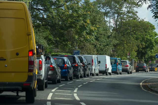 Portable devices are being used to highlight potential hotspots for air pollution across the Cherwell district with residents urged to raise problem areas.