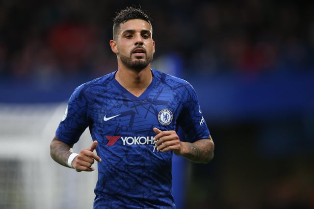 Inter look set to target Chelsea defender Emerson Palmieri, with the Blues keen to sell a number of players as manager Frank Lampard continues his eye-catching squad overhaul. (Football Italia)