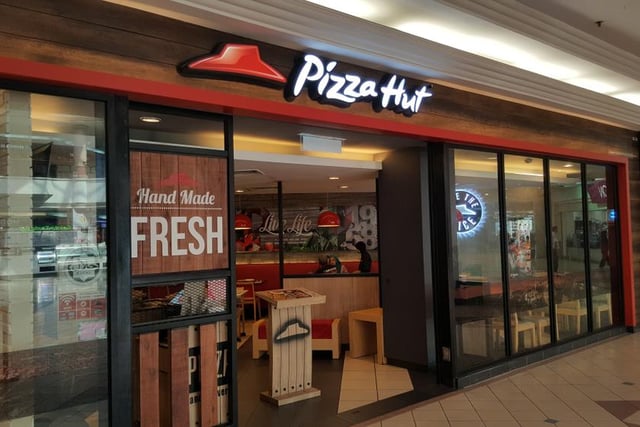 Your duties as a Christmas team member at Pizza Hut will include things like keeping the restaurant clean, washing dishes, cleaning cutlery and mopping the floors. The company is looking for team members who want to work over the Christmas period (between two to eight weeks). The rate of pay is not advertised alongside the job, but the advert states that you’ll also be part of the tip sharing scheme. You can apply via https://rb.gy/onaqok