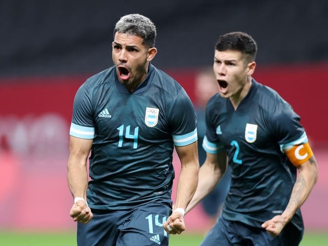 Leeds United are in pursuit of RC Lens defender Facundo Medina, who can play centrally or out on the left. (Homme du Match)

(Photo by Masashi Hara/Getty Images)