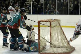 Flashback: Jason Hewitt scores a late winner against a Doug Christensen-coached Giants team to secure a championship for the Steelers over Belfast.