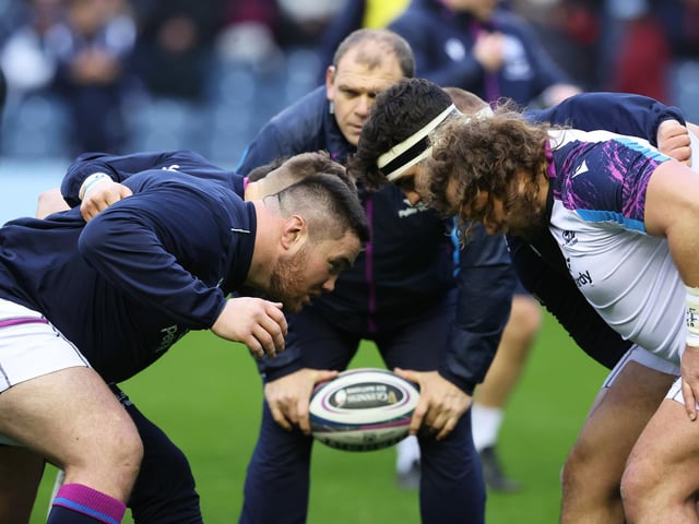 Carried well and toughed it out in the scrum before departing with the rest of the front row on the 51-minute mark. Replaced by WP Nel. - 6