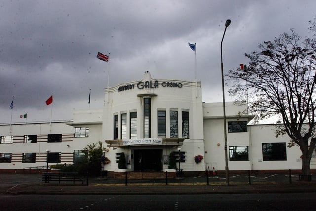 Designed in an elegant art deco style by architects Patterson and Broom in 1935, the Maybury Casino originally opened as a roadhouse at a cost of £25,000.