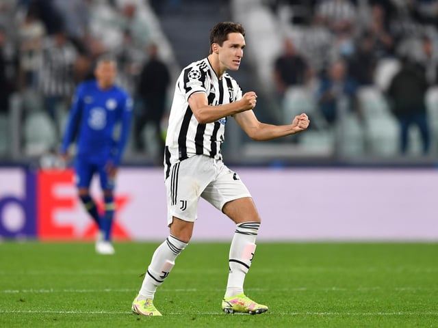 Cristiano Ronaldo wants Manchester United to fork out for his old Juventus teammate Federico Chiesa - but it would set them back by £85m. (CalcioMercato)