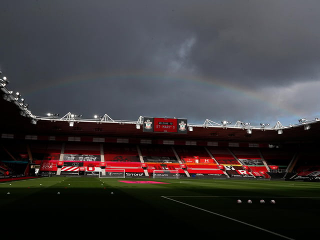 Atmosphere rating: 3.5/5 stars... fan votes: 42,096