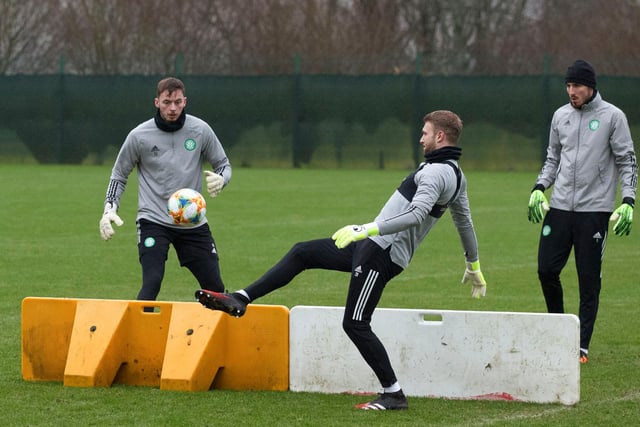 Celtic boss Neil Lennon has revealed he won’t be looking to sign a goalkeeper in January. It was expected that the Parkhead side would make a new stopper a priority after their goalkeeper struggles with new keeper Vasilis Barkas, Scott Bain and Conor Hazard. But Lennon has ruled out a return for Fraser Forster, stating he is “content” with his options. (Various)