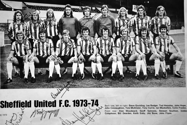 A signed photo of the 1973-74 United squad.