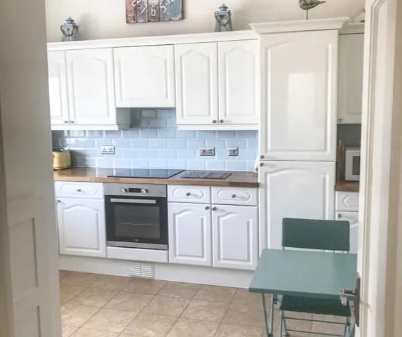 This four bedroom flat in Sea Front, Hayling Island, has gone on sale for £399,995. It is listed by Hugh Hickman and Son.