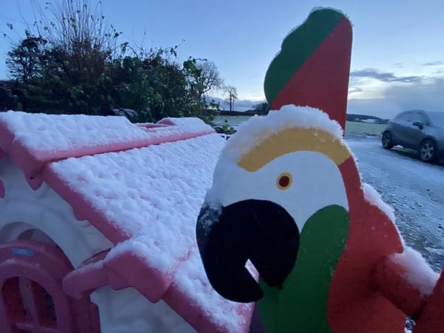 Children at this house in Linlithgow will have woken to a nice surprise.