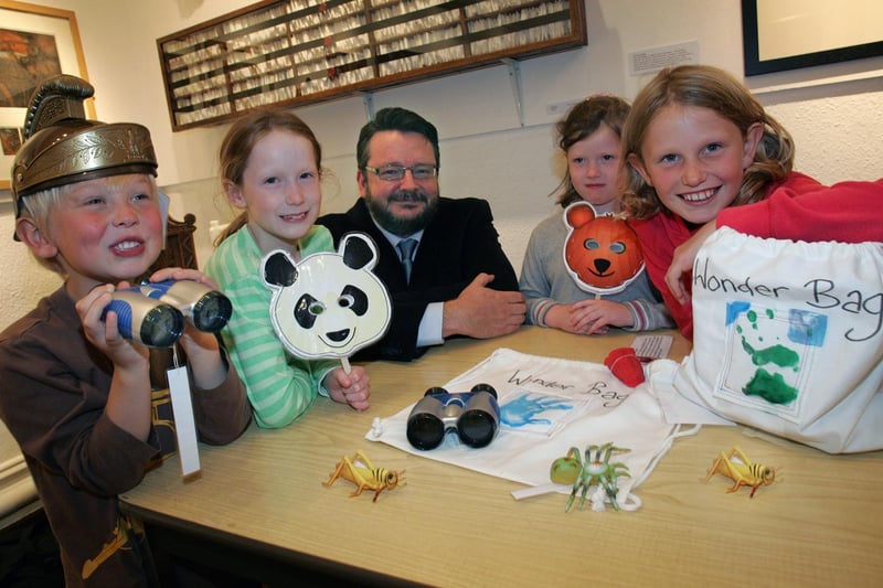 Youngsters from Buxton, from left, Ted Johnson, 6, Martha Elder, 9, Derbyshire County Councillor Barry Lewis, Beatrice Elder, 5, and Eve Johnson, 9, checked out Buxton Museum and Art Gallery’s latest attraction – Wonderbags in 2009
