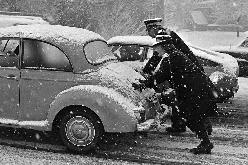 Snowy scenes as traffic ground to a halt in 1980.