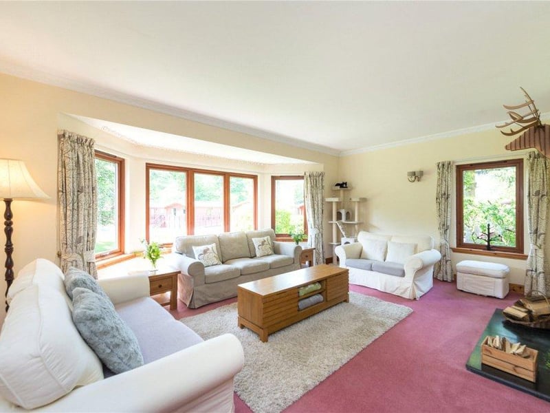 Drawing room.