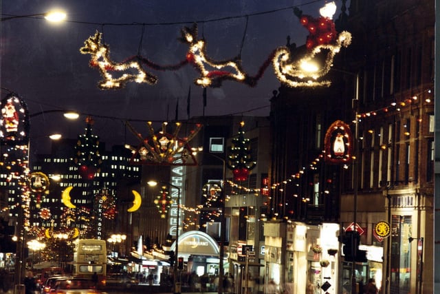 Christmas Illuminations on the Moor and Pinstone Street, 1989