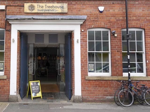 The Treehouse board game cafe on Boston Street is rated 5 stars out of 5 on TripAdvisor. Their most popular dish is their nacho bowl with pulled pork, jalapenos, salsa and sour cream.