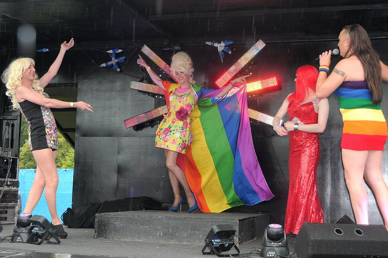 Colour in the Rain at Queens Park Chesterfield, as Chesterfield Gay Pride held
their event, including a Drag queen stage show.
Heavy rain & very loud show noise made it impossible to name some of the groups.NDET 26-7-15 Pride, Stage show for the Drag Queens (11 & 12)