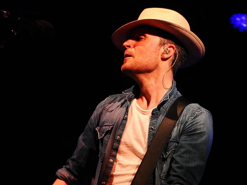 Jon Fratelli of The Fratellis is a Celtic fan and the band’s hit Chelsea Dagger is regularly played during goal celebrations at Celtic Park.