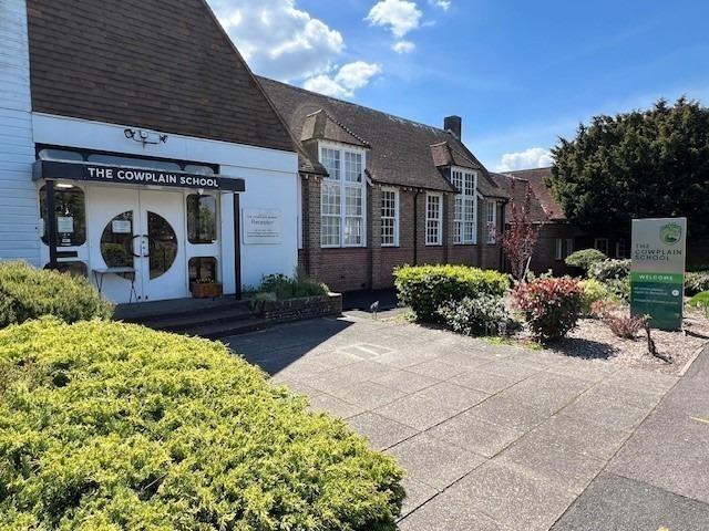 The Cowplain School has been awarded a score of 18/40 on The Telegraph's GCSE league table, making it a 'well below average' school for GCSE results.