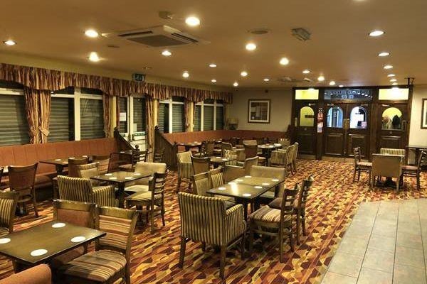 The club has a restaurant/function room with bar counter and carvery serving station, office, meeting room, catering kitchen, staff toilet, wash-up areas and various stores. The pavilion building provides a tea bar and team changing rooms. Visit https://www.zoopla.co.uk/for-sale/commercial/details/56508137/?search_identifier=ae4f8ec103c3608cc64d338a546acc7e#image-5