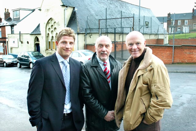 Brendan Ingle outside the St Thomas Gym, Newman Road, Wincobank, with Scott Booth, President (left) and Carl Luckock, Chairman, (centre), February 2006