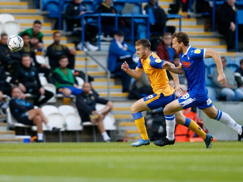 Rhys Oates pushes forward