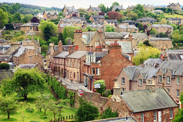Melrose, in the Borders, is built around the ancient marketplace and cross and surrounded by important sites such as Melrose Abbey, the burial site of many Kings of Scotland. From the high street you can also see the Eildon Hills to the south and the Greenyards rugby pitches which stage the world’s oldest annual rugby sevens tournament.