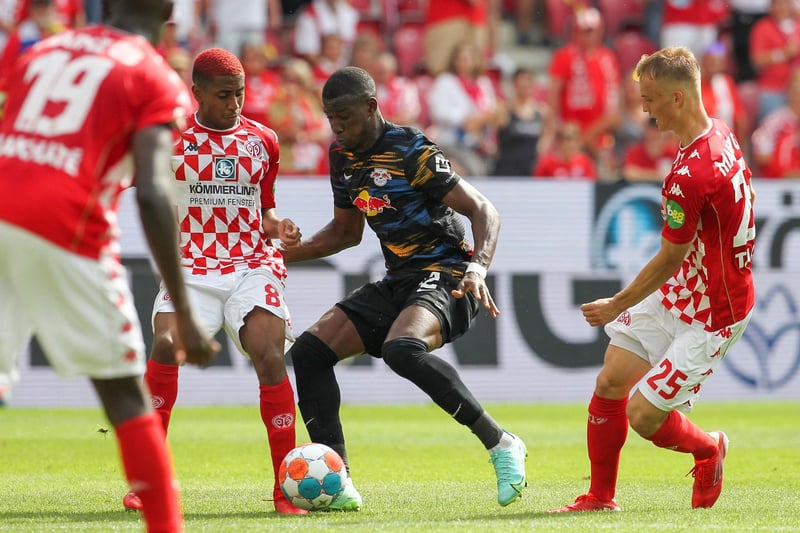 Man Utd have been tipped to make a move for RB Leipzig defender Nordi Mukiele, as they look to find quality cover for Aaron Wan-Bissaka. Mukiele is in the final two years of his current deal, and his side could cash in on their player in the next transfer window. (FourFourTwo)