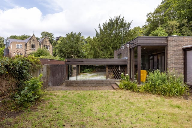 The house was designed on a small piece of land that was given to Mellor, bordering his original, now listed home and workshop on Park Lane, where some of his most iconic designs, including his Embassy cutlery, traffic lights and pedestrian signals were conceived.
