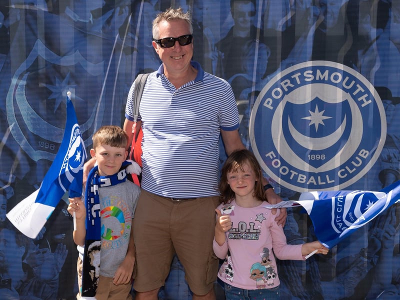Pictured is: Jenson, Nick and Imogen Burgess. Picture: Keith Woodland (140821-5)