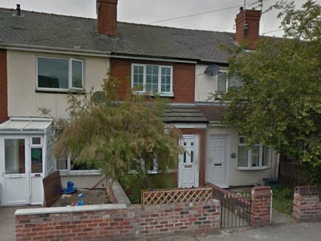 This two bedroom terrace is "in need of some modification". Marketed by Horton Knights Estate Agent, 01302 977850.