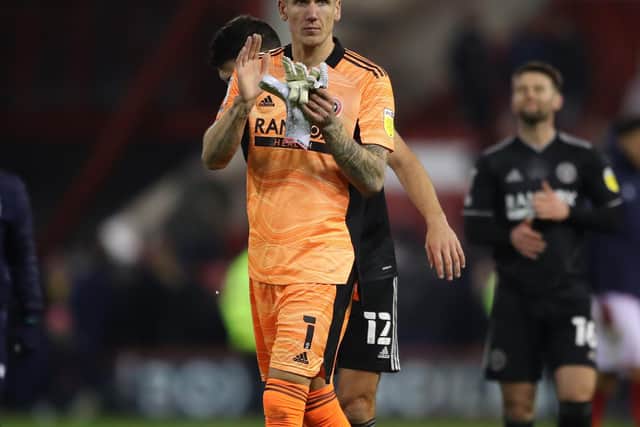Sheffield United goalkeeper Robin Olsen has picked up a minor injury that could keep him out of Saturday's match against Coventry City