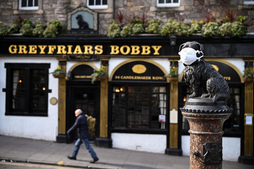 Greyfriars Bobby statue