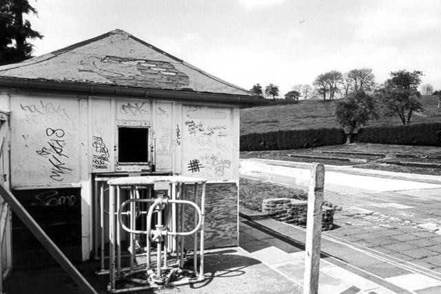 Longley Baths, in Longley Park, Sheffield, in 1989. This photo shows the once popular outdoor pool, which was was the only pool in the area, in a sorry state of disrepair.