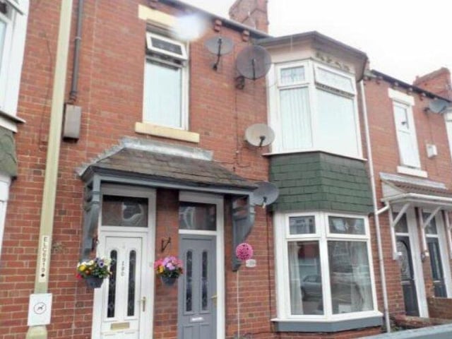 This two bedroom lower flat in the popular Birchington Avenue also has its own yard. Picture: Rightmove.