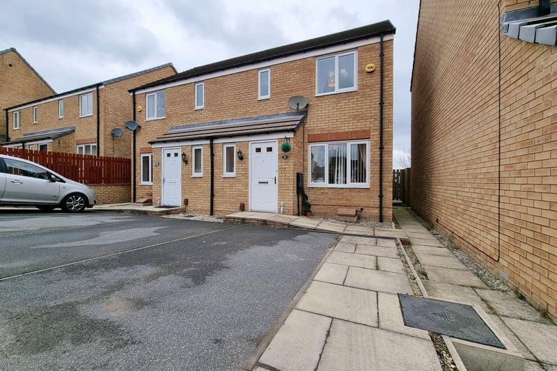 This 3 bed semi-detached house on Turnshaw Mews, Worsbrough Common, Barnsley, is on the market for £150,000. https://www.zoopla.co.uk/for-sale/details/57874741/?search_identifier=2cdf1b8a25c96291a4cdbffa9c0fac56