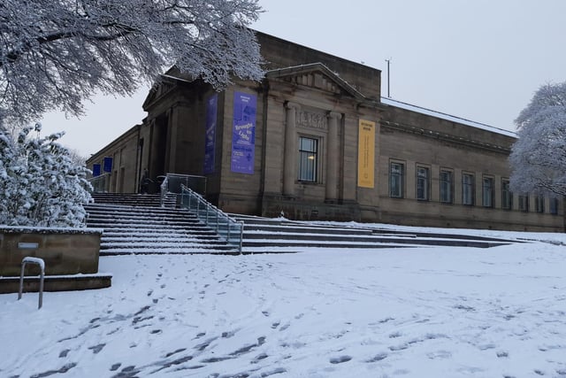 Sheffield's Weston Park Museum in the snow