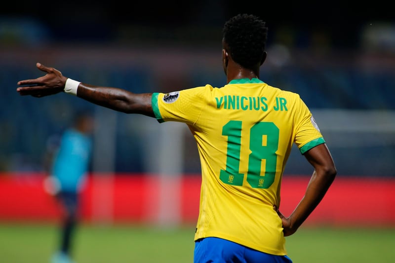 Manchester United look set for a struggle if they're to lure Real Madrid's Vinicius Junior to Old Trafford, as the Brazilian ace is said to favour remaining with Los Blancos. He made 49 appearances for his side in all competitions last season. (AS)