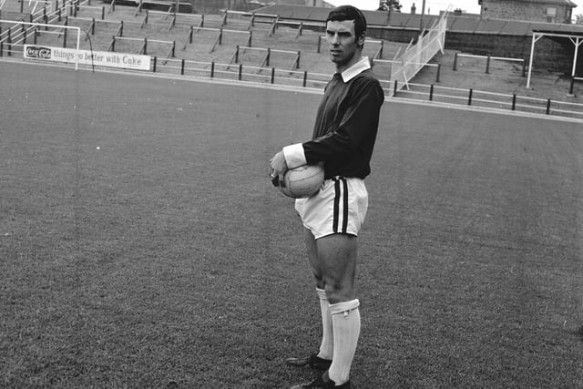 Falkirk footballer Alex Totten training at Brockville in November 1970. Photo: Bill Buchanan