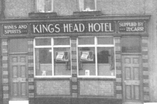 A 180-year history came to an end for the Kings Head Hotel in Warren Street when it closed in 1970. Does this bring back memories?