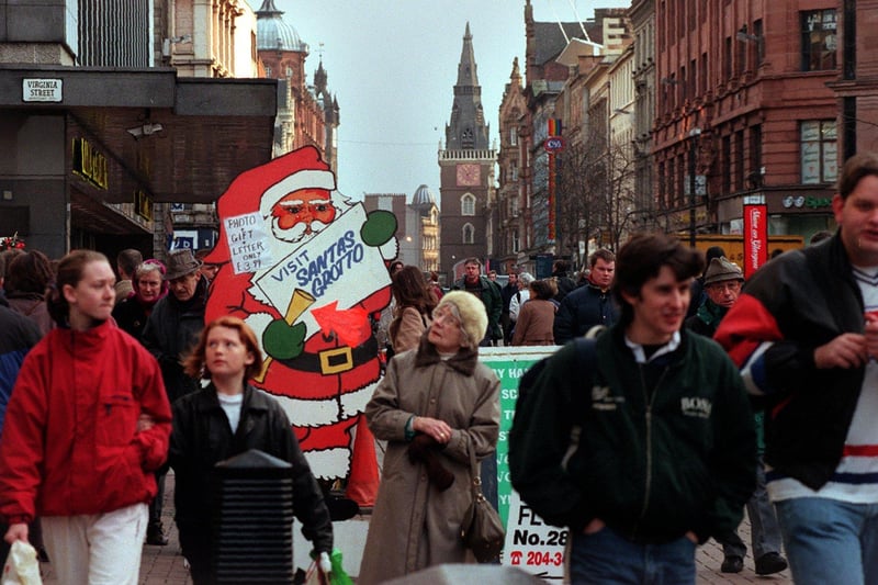 Christmas shoppers in Argyle Street Glasgow, 1990s.