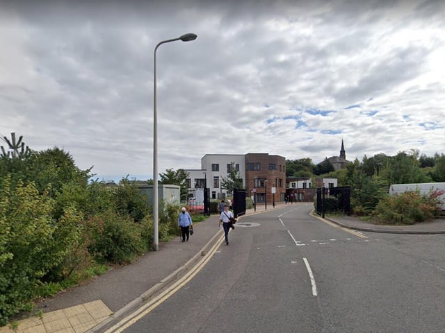 Number of registered patients: 19,932. Address: Riverside Medical Practice LLP, Musselburgh Primary Care Centre, Inveresk Road, Musselburgh, EH21 7BP