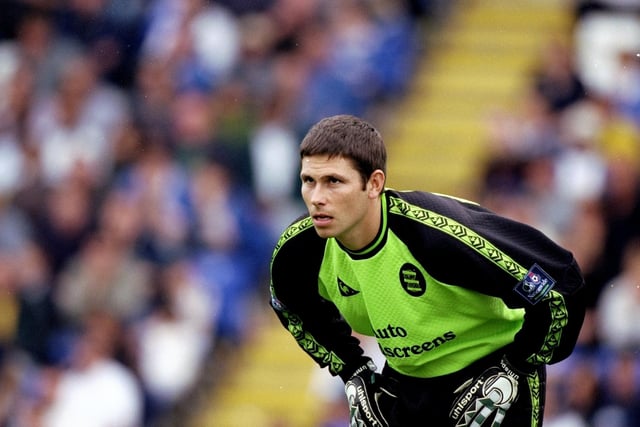 Ian Bennett played 287 times for Birmingham City over a 12 year spell. He lost the 2001 League Cup final against Liverpool after a penalty shoot-out.