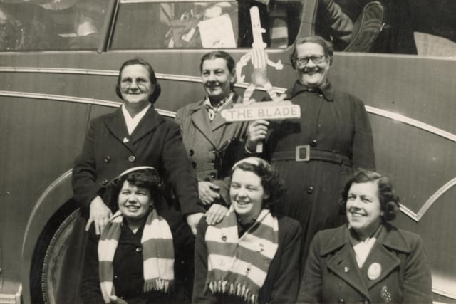 Sheffield United F.C. supporters, 1950s