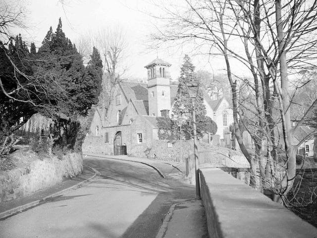 Colinton Parish Church in the winter sunshine in 1953.