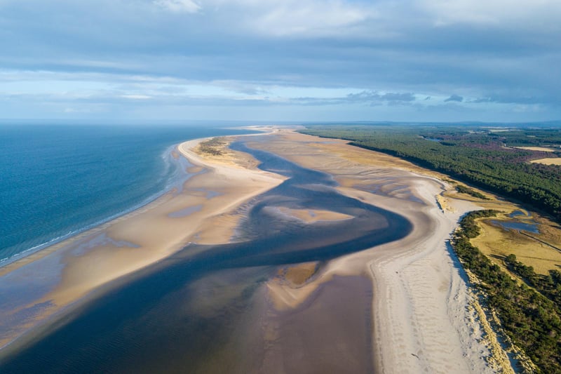 Situated on the Moray coast, its gorgeous white sandy beaches are a key attraction, the perfect location for dolphin spotting! An ideal base for a family holiday and fishing, cycling, windsurfing, and golfing are on all offer.