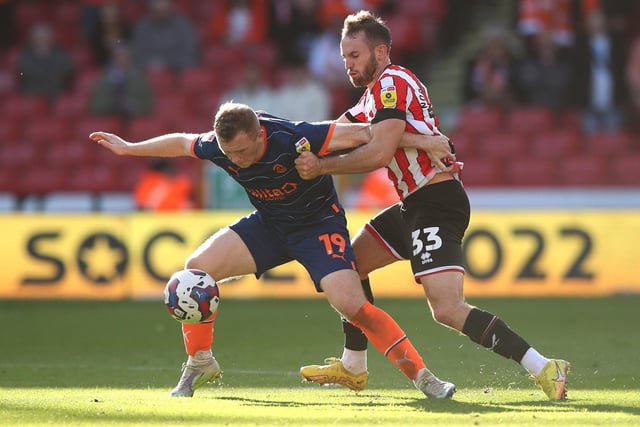 Too easily beaten down the Blackpool right by Lavery, who then crossed for Yates to drag Blackpool level at 2-2. Seemed to lack a little of his usual confidence and tenacity going forward and ballooned a late cross out of play with United pushing for a goal.