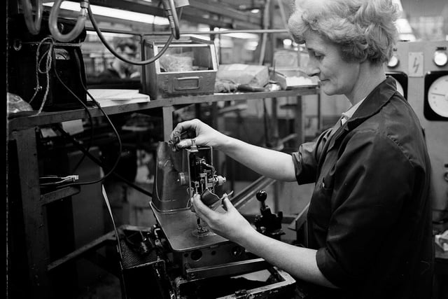 Producing sewing machines at Singers Factory at Clydebank, 1960s.