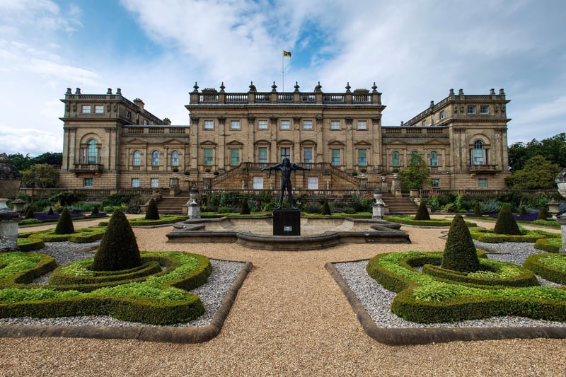 Leeds is home to some beautiful buildings with stunning architecture. Harewood House, a country home that was built in the 1700s, is one of the best places in Leeds to enjoy a view. It also offers afternoon tea. 