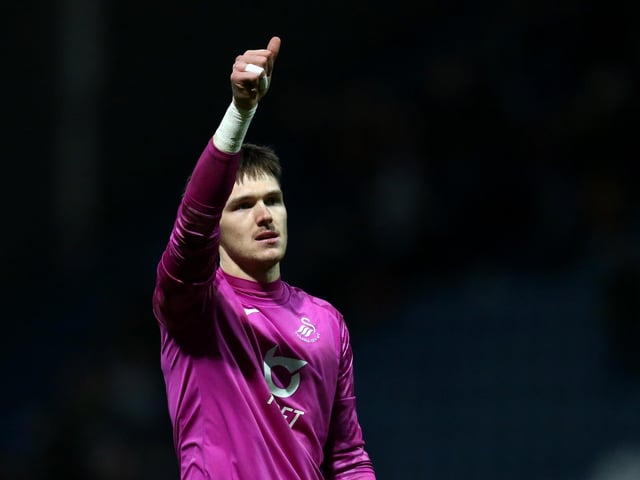 Newcastle United goalkeeper Freddie Woodman has revealed that he's eager to remain with Swansea City beyond his current loan deal, but has insisted that his future will be decided by the two clubs. (BBC Sport)